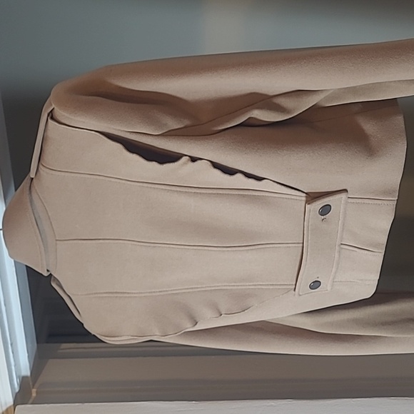 BCBGMAXAZRIA Fay Ruffled Cropped Moto Military Jacket in Sand Womens Size Small - Picture 12 of 16